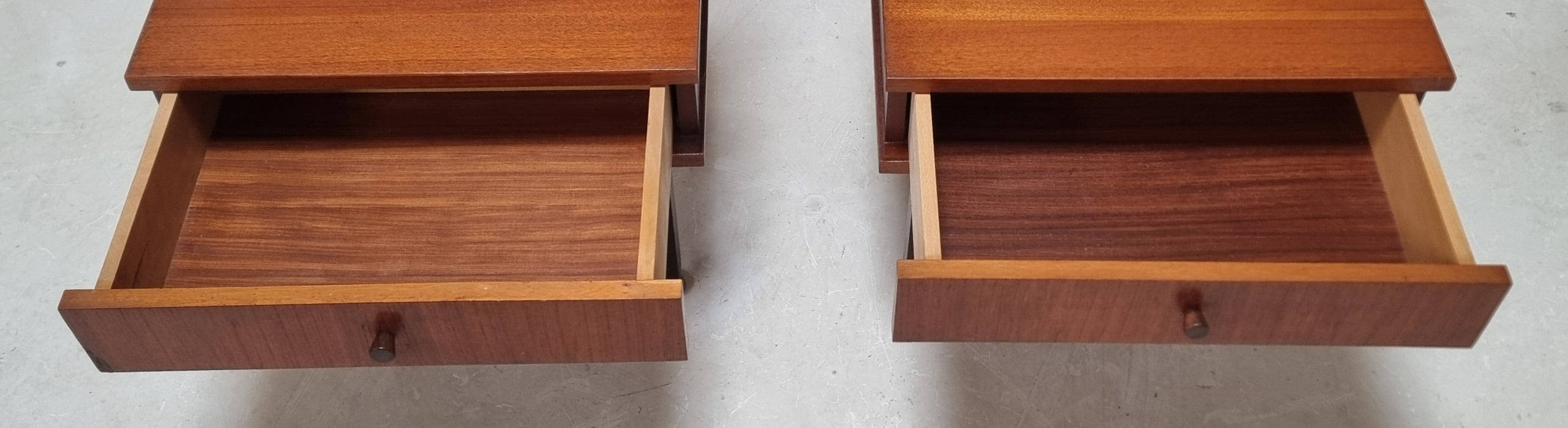 Mid Century kasten