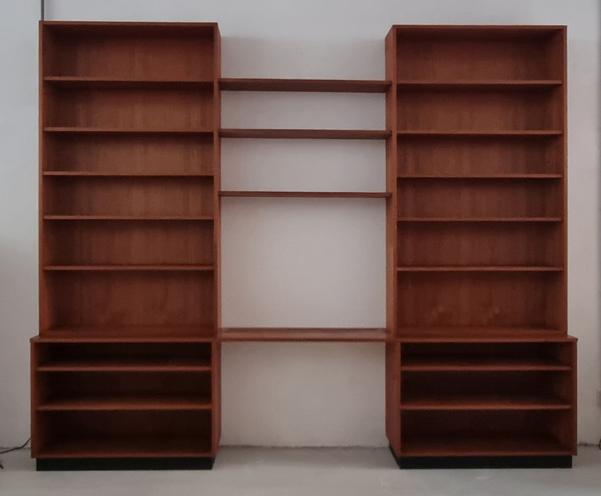 Mid Century boekenkast