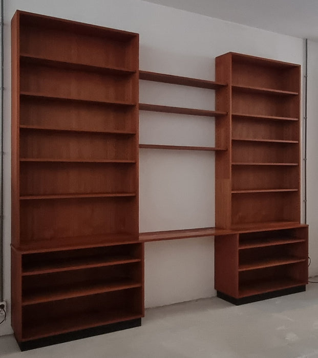 Mid Century boekenkast