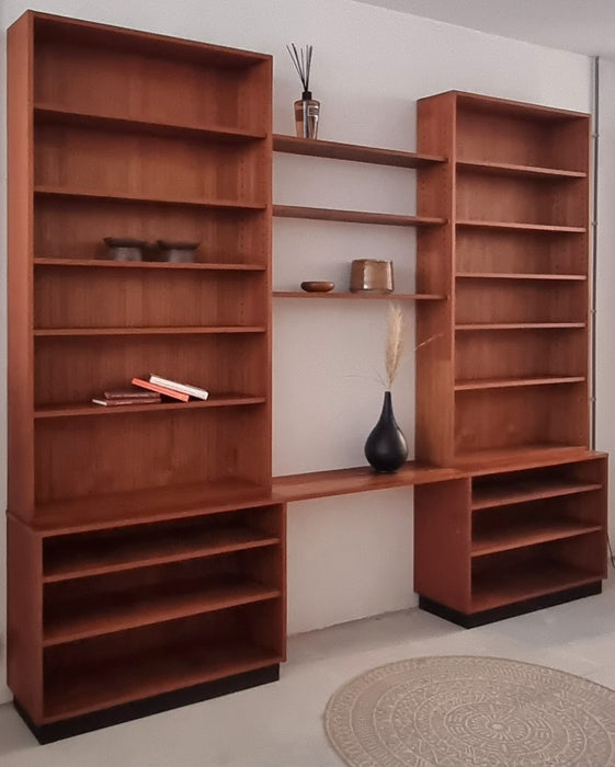 Mid Century boekenkast
