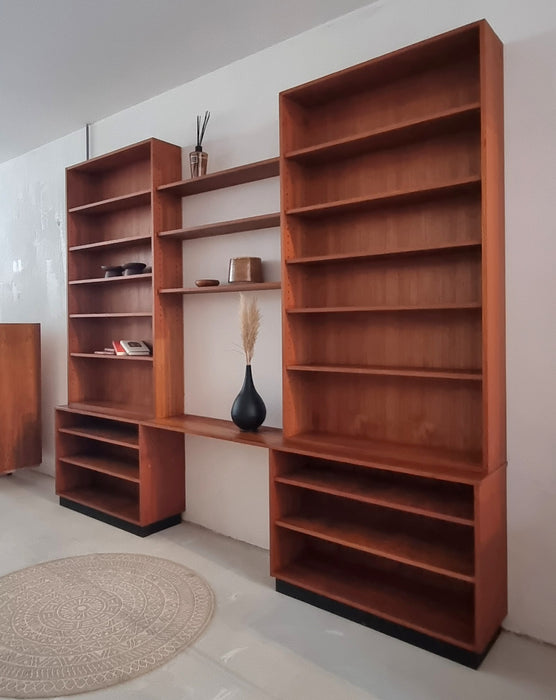 Mid Century boekenkast