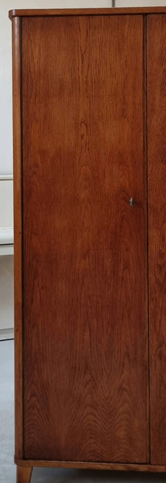 Mid Century kledingkast