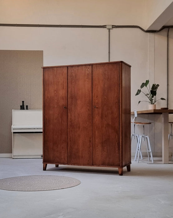 Mid Century kledingkast