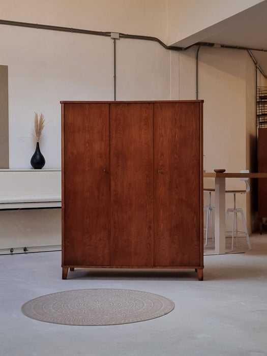 Mid Century kledingkast