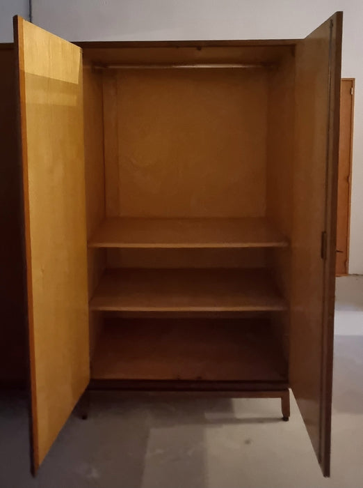 Mid Century kledingkast