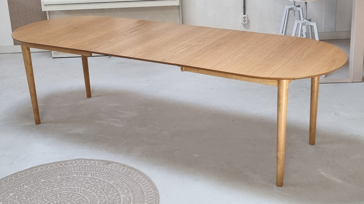 Uitschuifbare eettafel