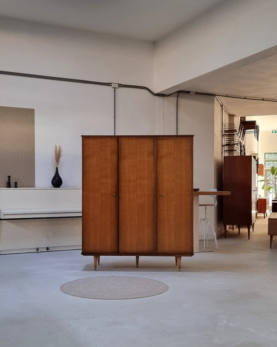 Mid Century kledingkast