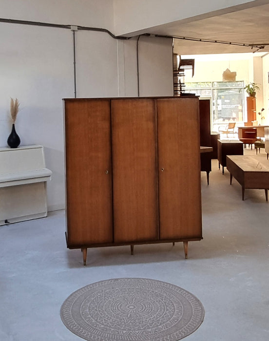 Mid Century kledingkast