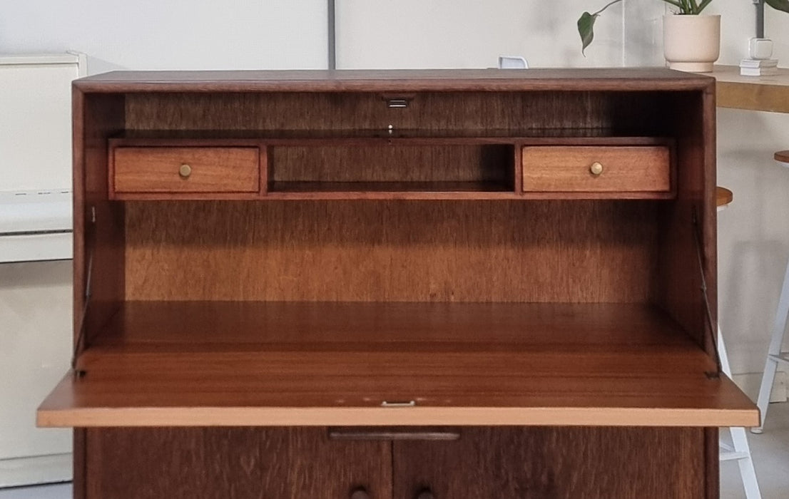 Mid Century secretary