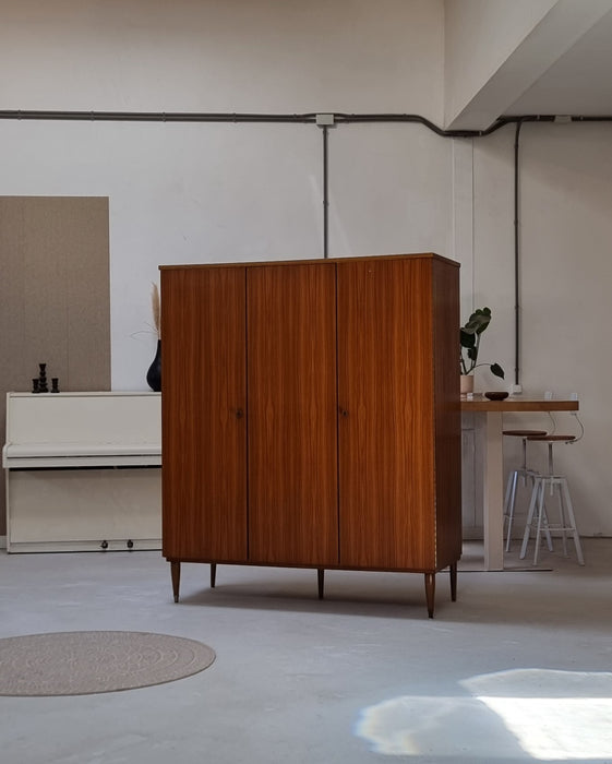 Mid Century kledingkast