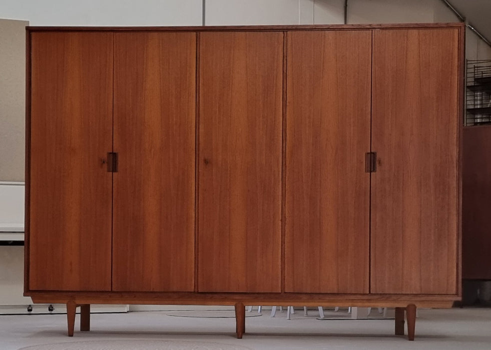 Mid Century kledingkast