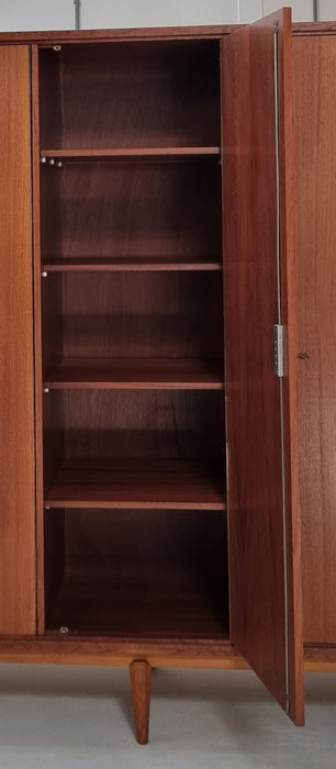 Mid Century kledingkast