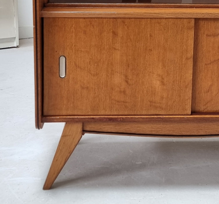 Mid Century vitrinekast