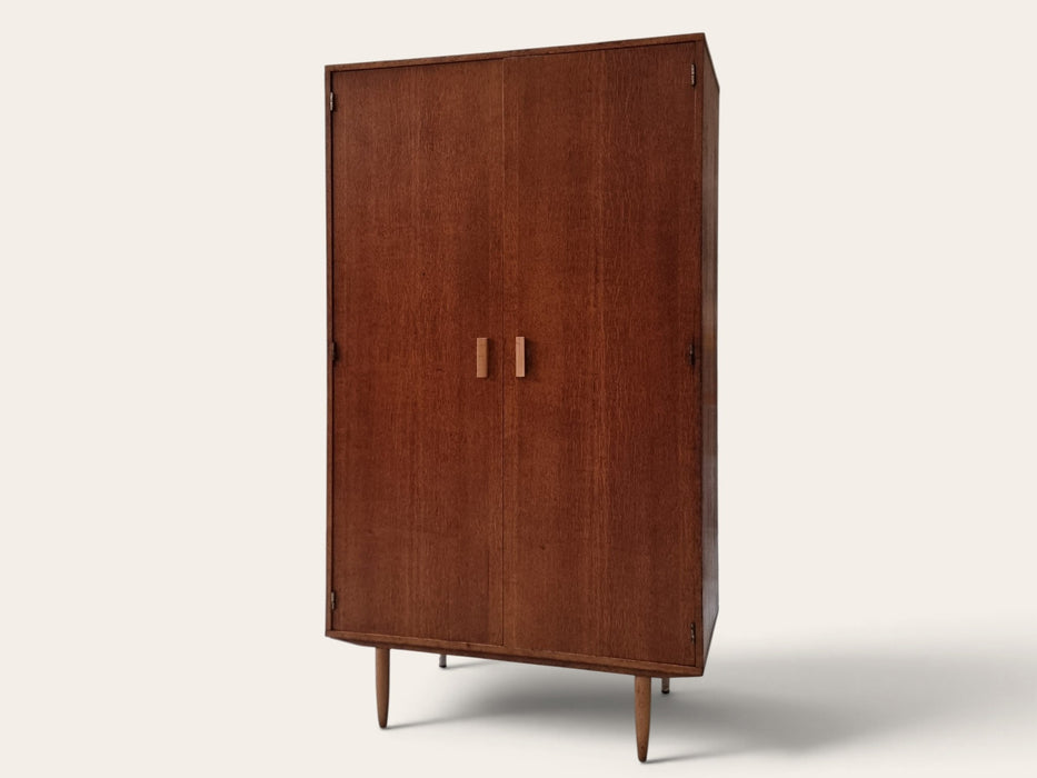 Mid Century kledingkast