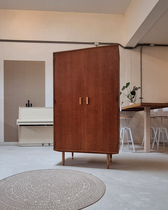 Mid Century kledingkast