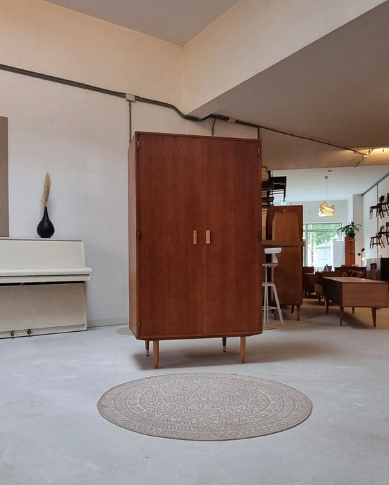 Mid Century kledingkast