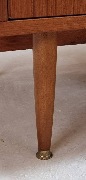 Mid Century kledingkast