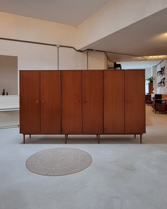 Mid Century kledingkast