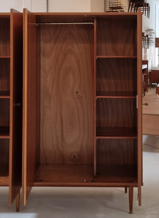 Mid Century kledingkast