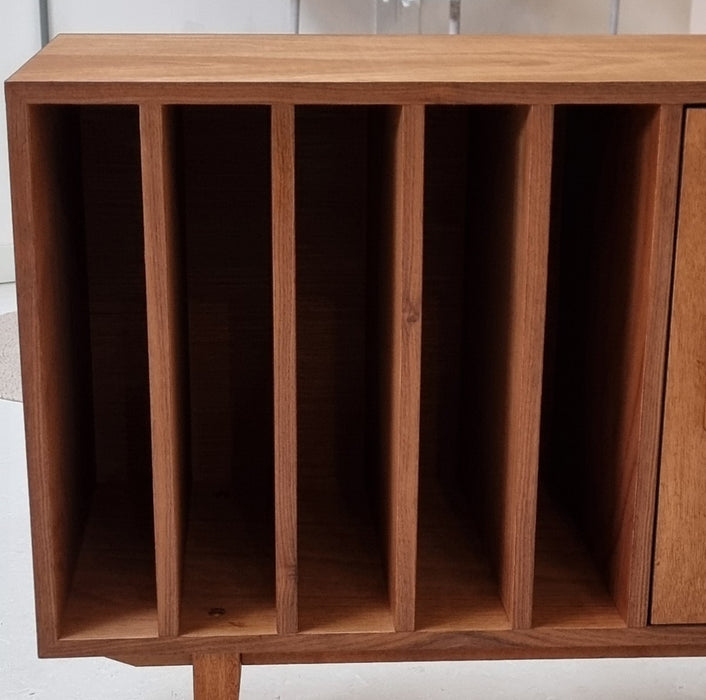 Platenkast Vidar