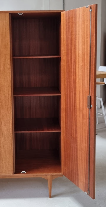 Mid Century kledingkast