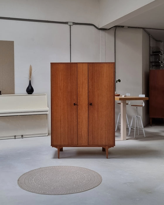 Mid Century kledingkast