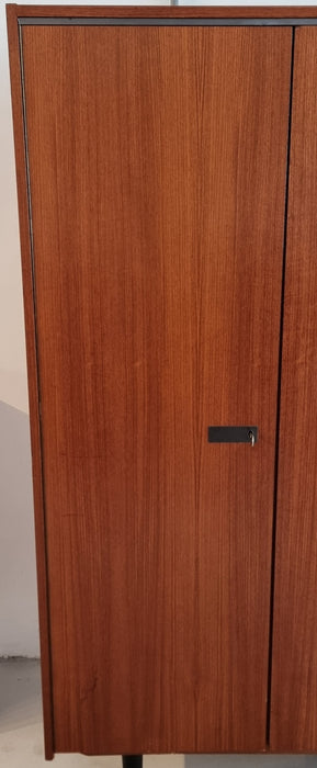 Mid Century kledingkast
