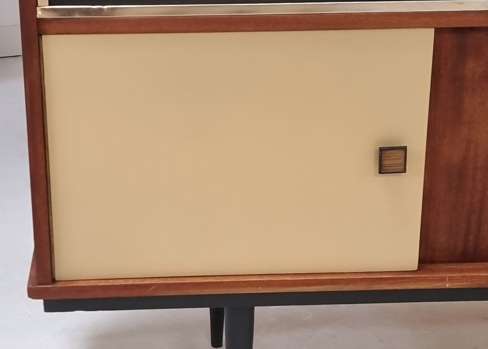 Mid Century vitrinekast