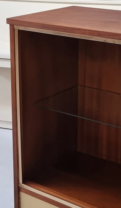 Mid Century vitrinekast