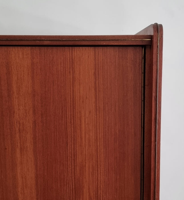 Mid Century kledingkast