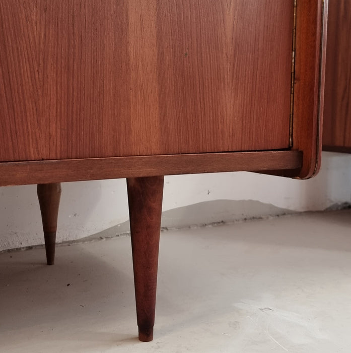 Mid Century kledingkast