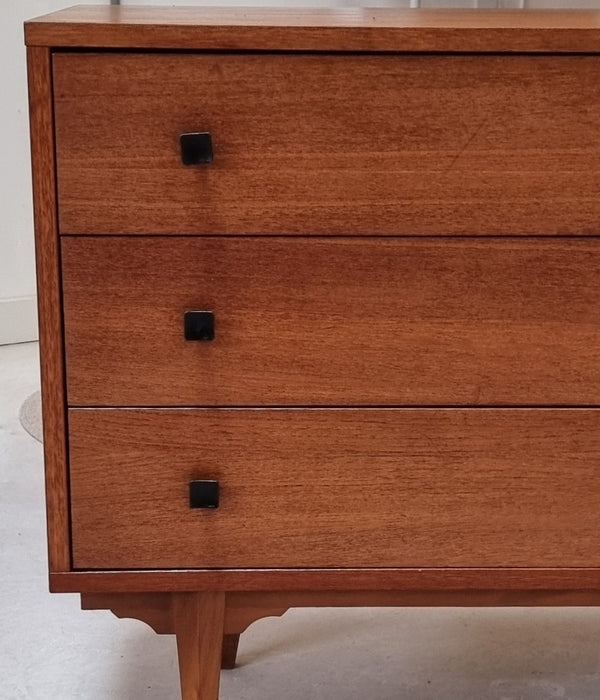 Mid Century ladekast