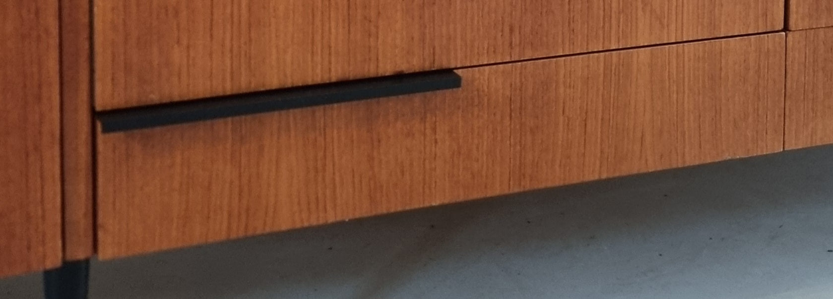 Mid Century kledingkast