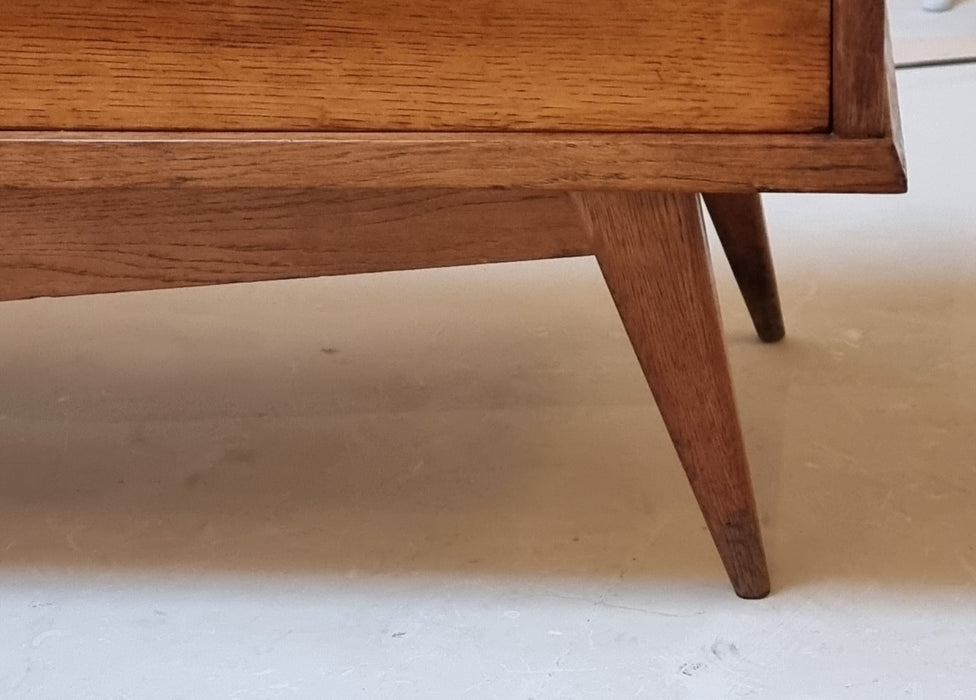 Mid Century vitrinekastje