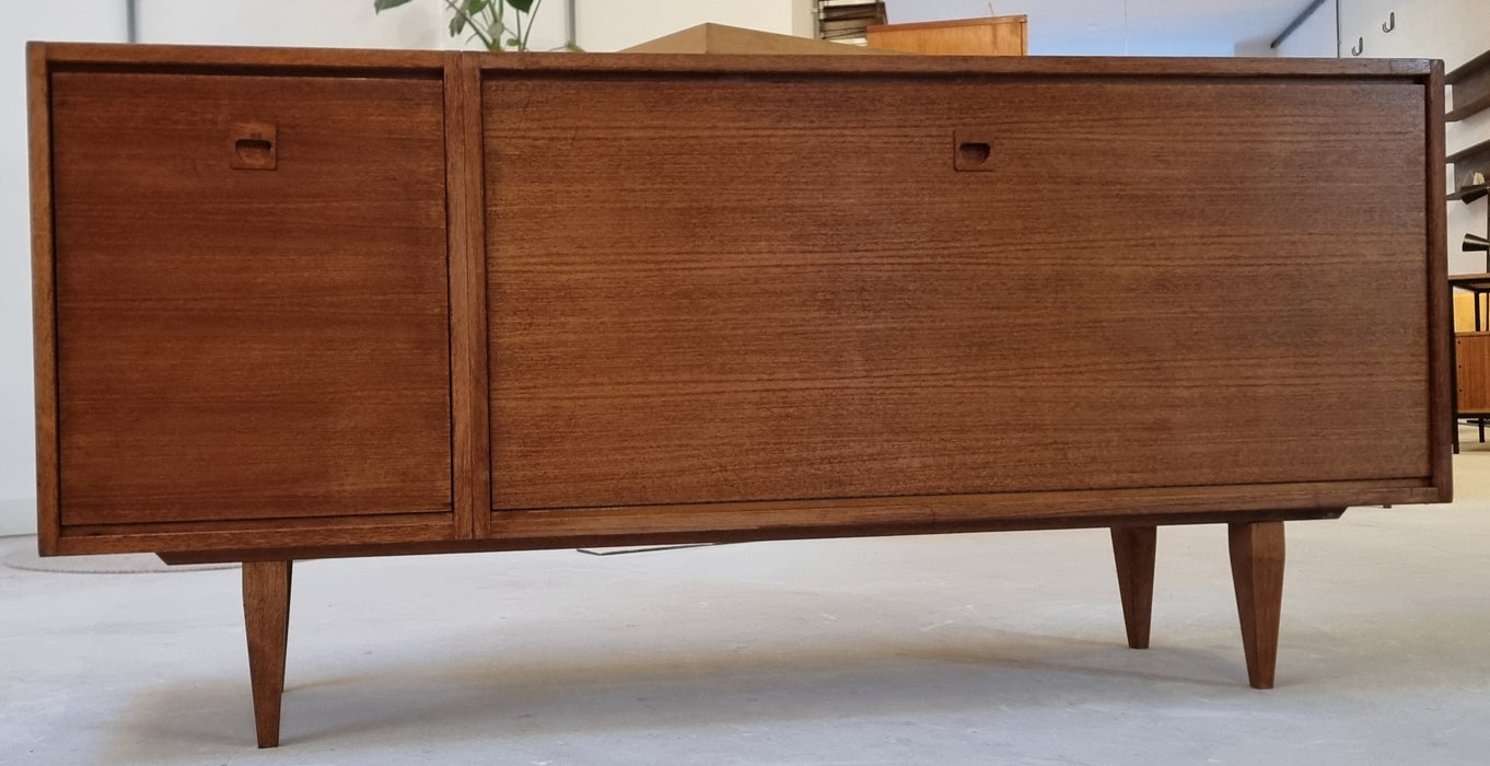 Mid Century sideboard
