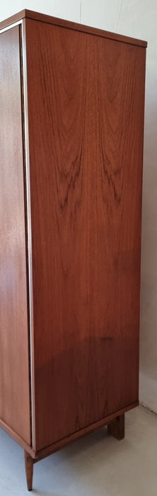 Mid Century kledingkast