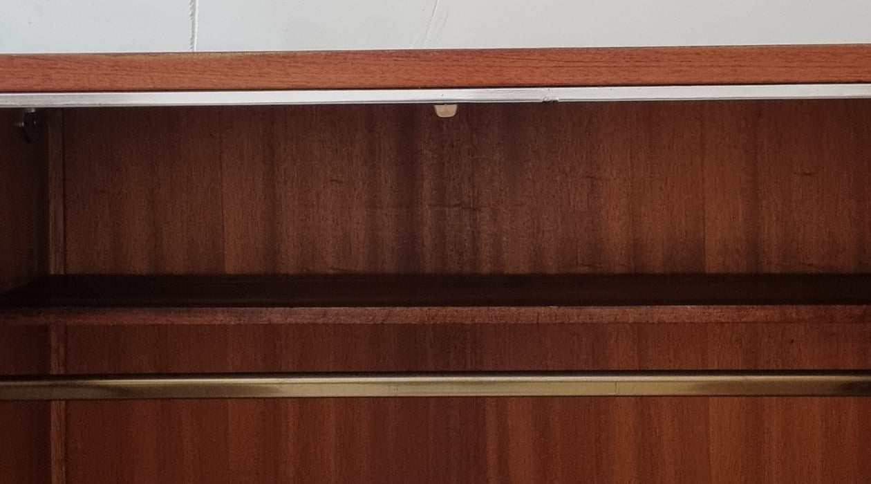 Mid Century kledingkast