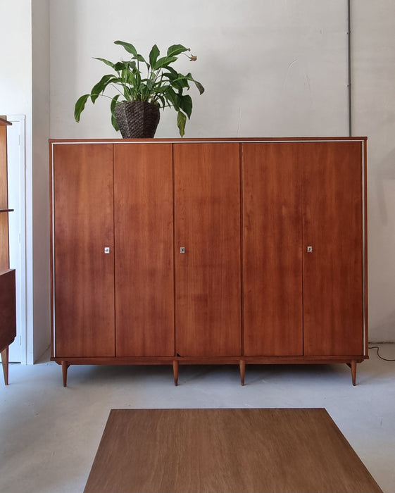 Mid Century kledingkast