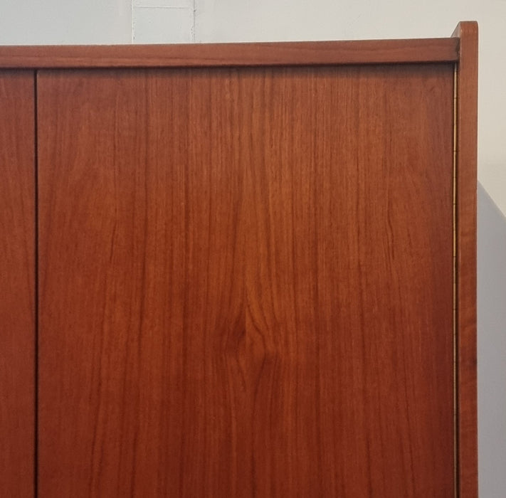 Mid Century kledingkast