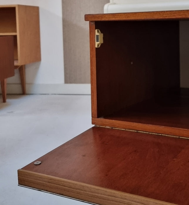Mid Century lowboard