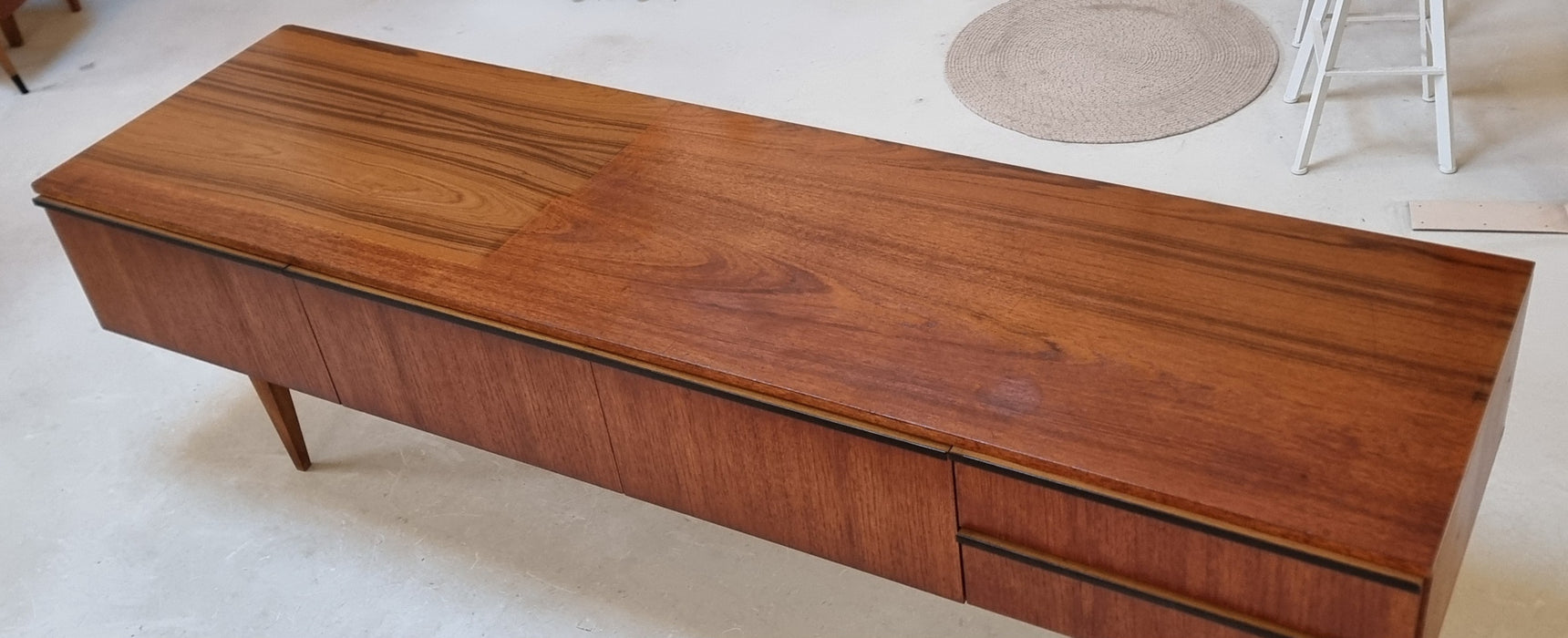 Mid Century lowboard