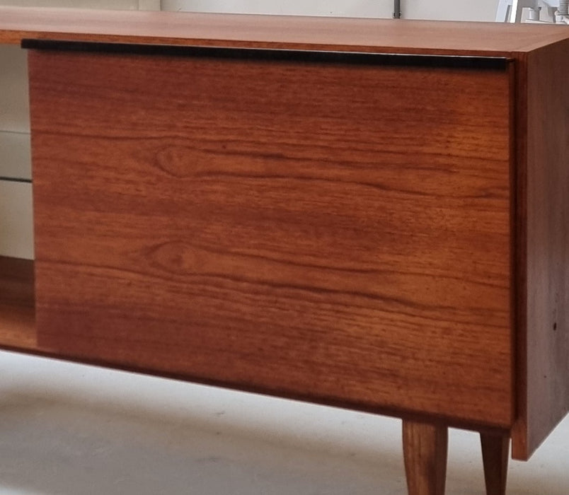 Mid Century sideboard