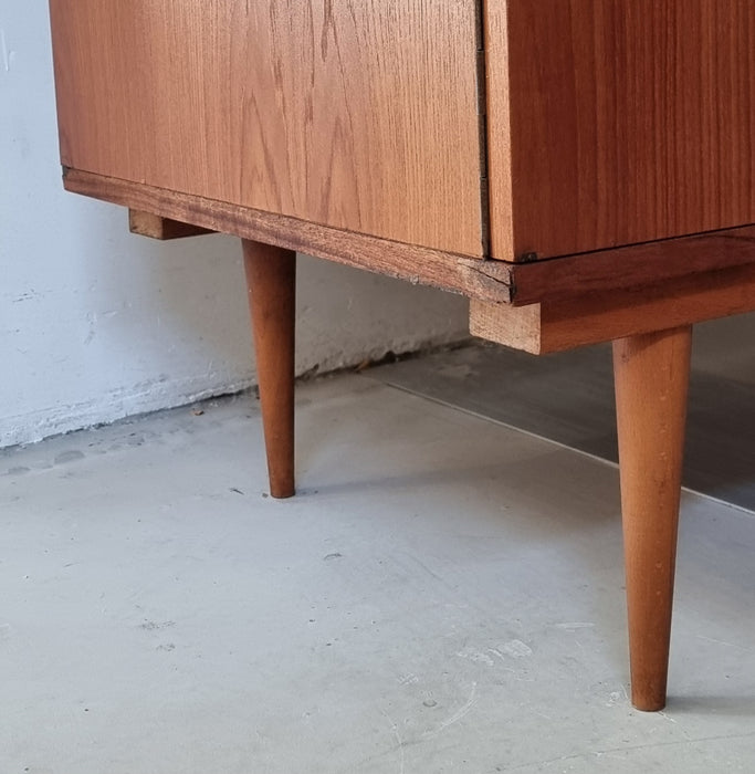 Mid Century kledingkast