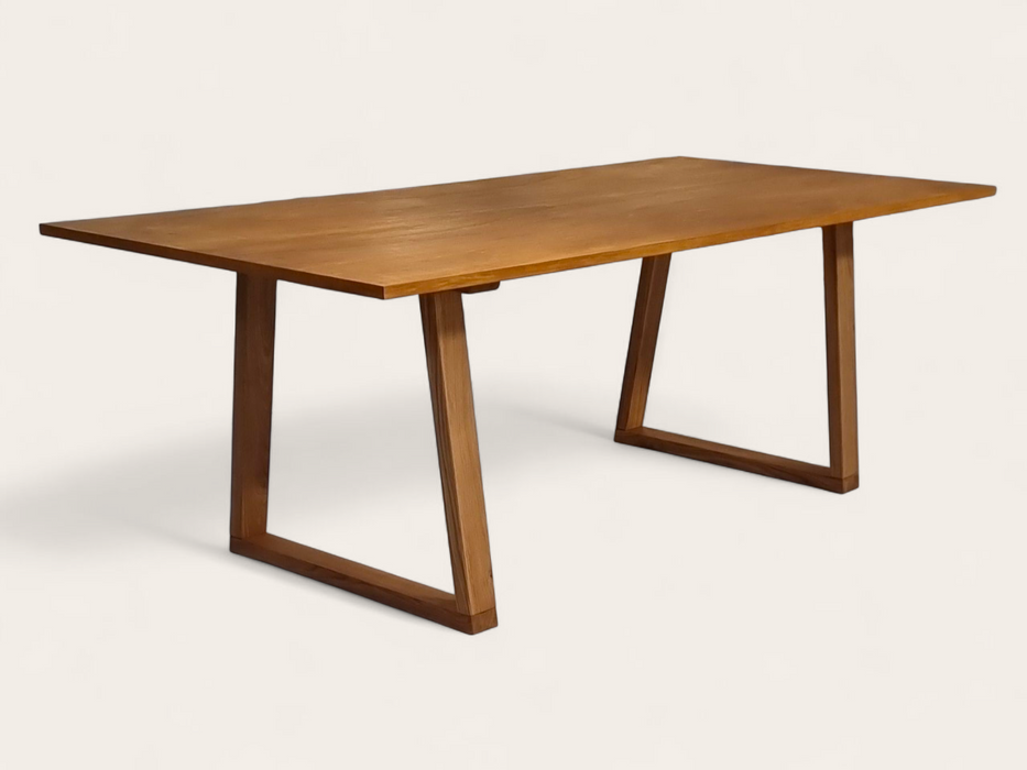 Eettafel Kjeld