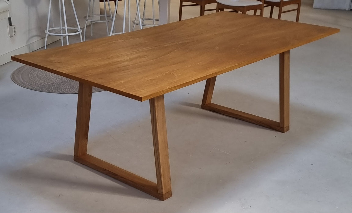 Eettafel Kjeld