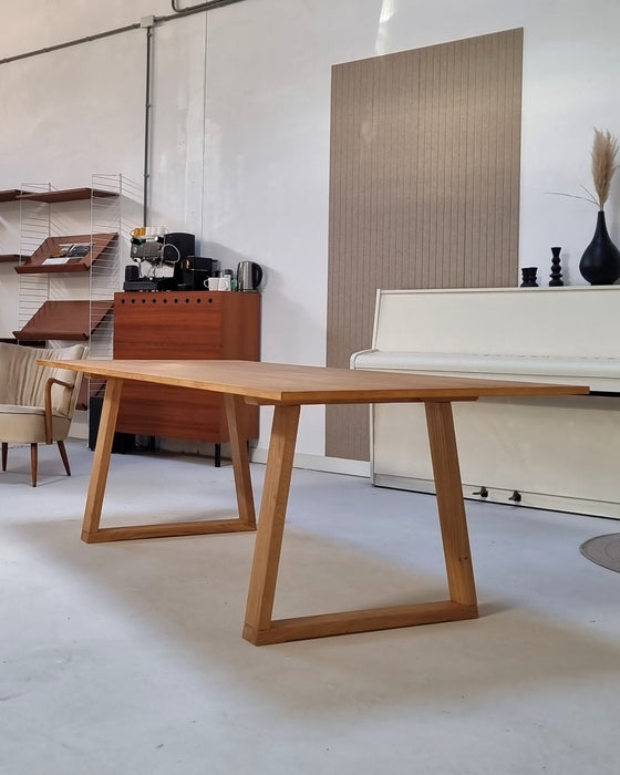 Eettafel Kjeld