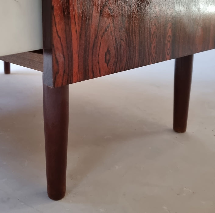 70's highboard