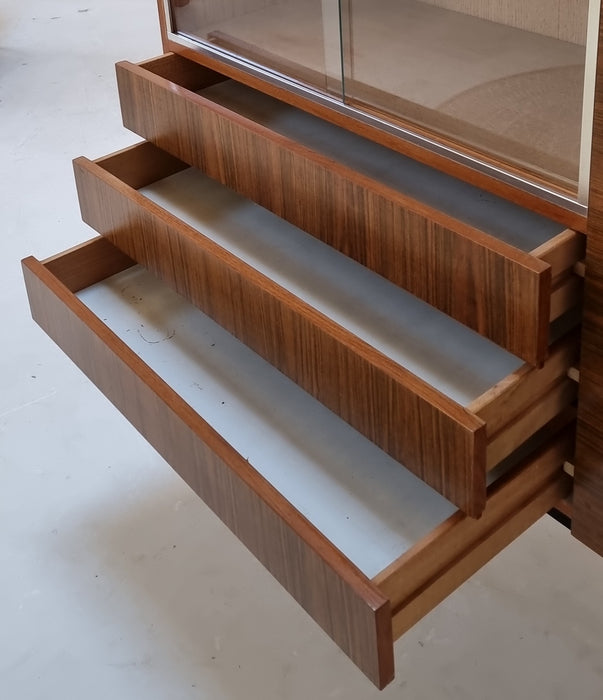 Mid Century vitrinekast