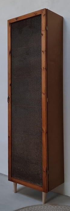 70's kast
