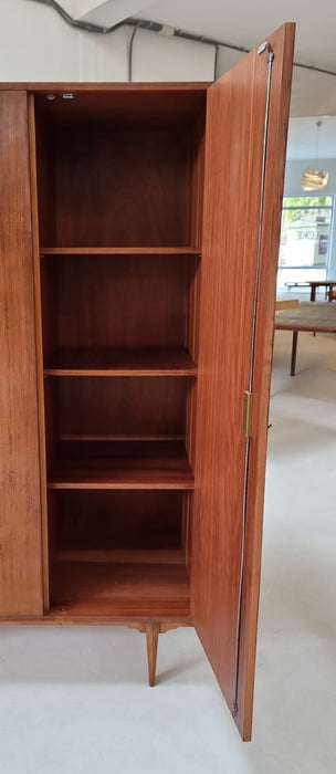 Mid Century kledingkast